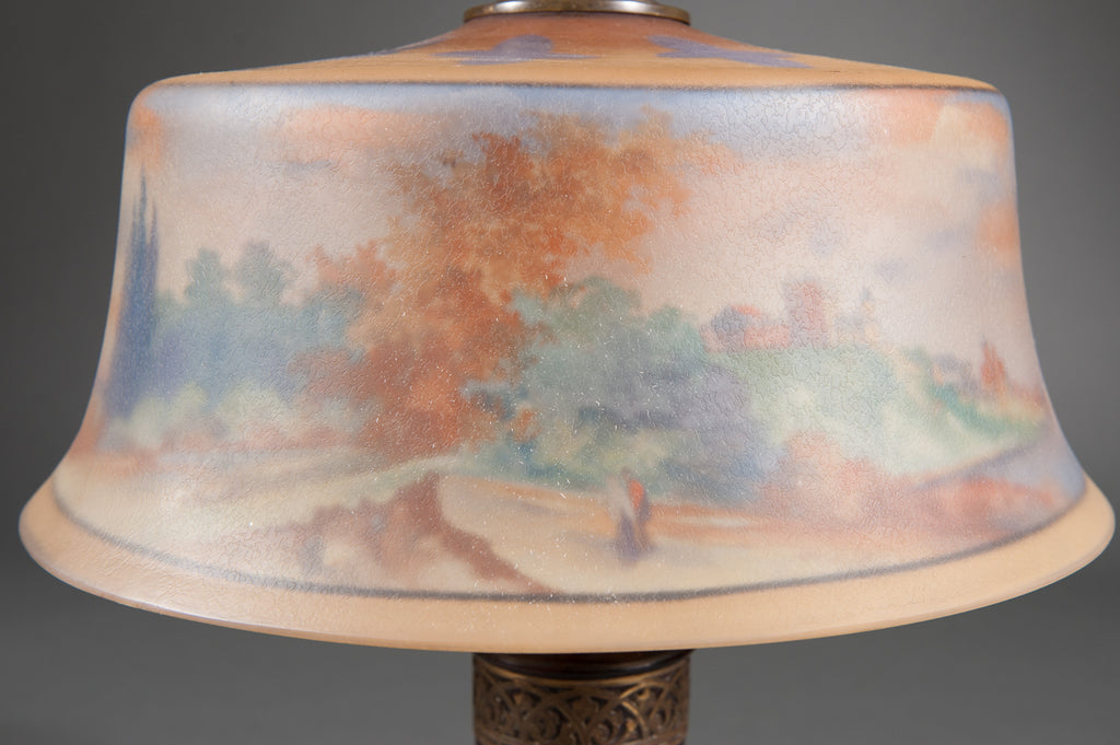 A REVERSE PAINTED PAIRPOINT GLASS TABLE LAMP, CIRCA 1910